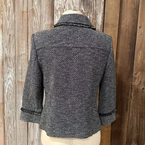 St. JOHN COLLECTION 10 Black White Tweed 3/4 Sleeve Metallic Fringe Trim Jacket - Picture 4 of 15
